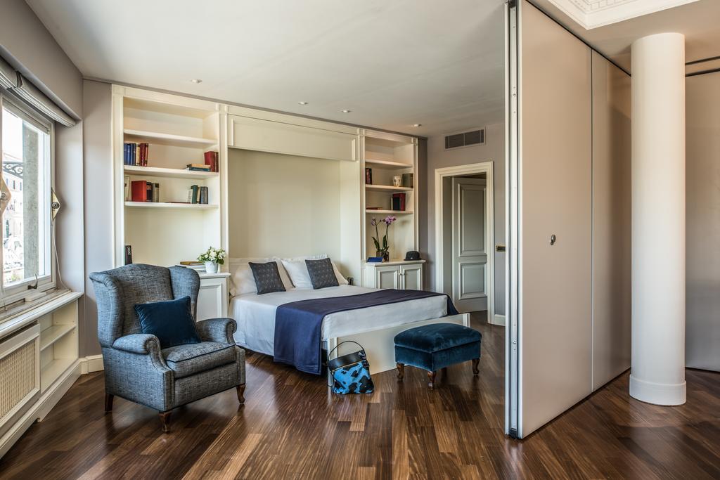 47Luxury Suites - Colosseo روما الغرفة الصورة