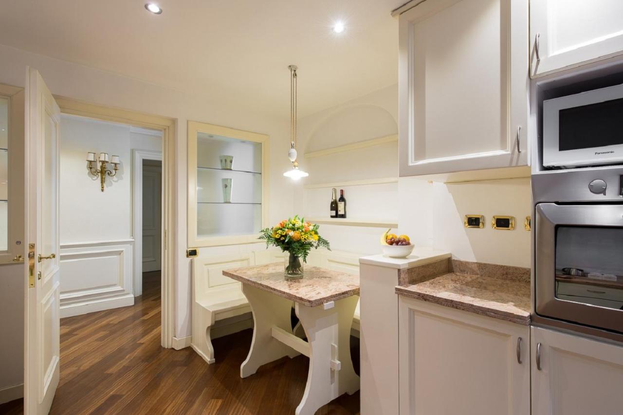 47Luxury Suites - Colosseo روما المظهر الخارجي الصورة